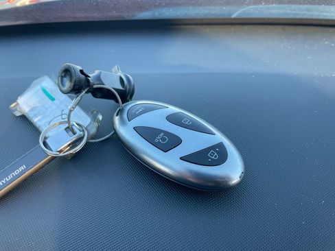 Used 2025 Hyundai Kona SEL image 22