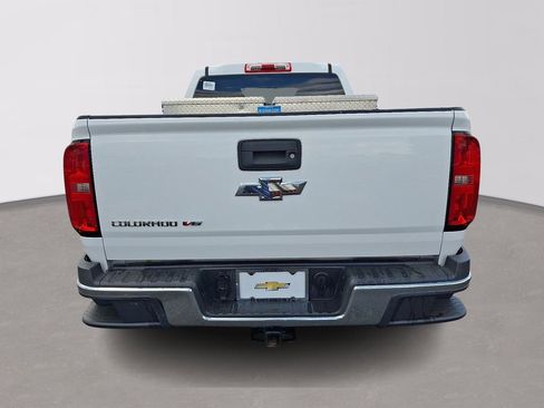 Used 2017 Chevrolet Colorado W/T AWD/4WD image 5