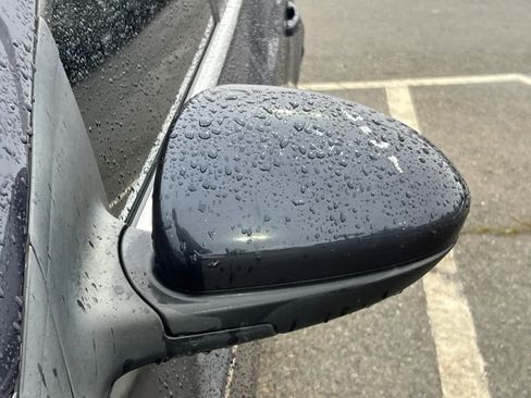 Used 2016 Chevrolet Cruze LT w/ Technology Package image 20