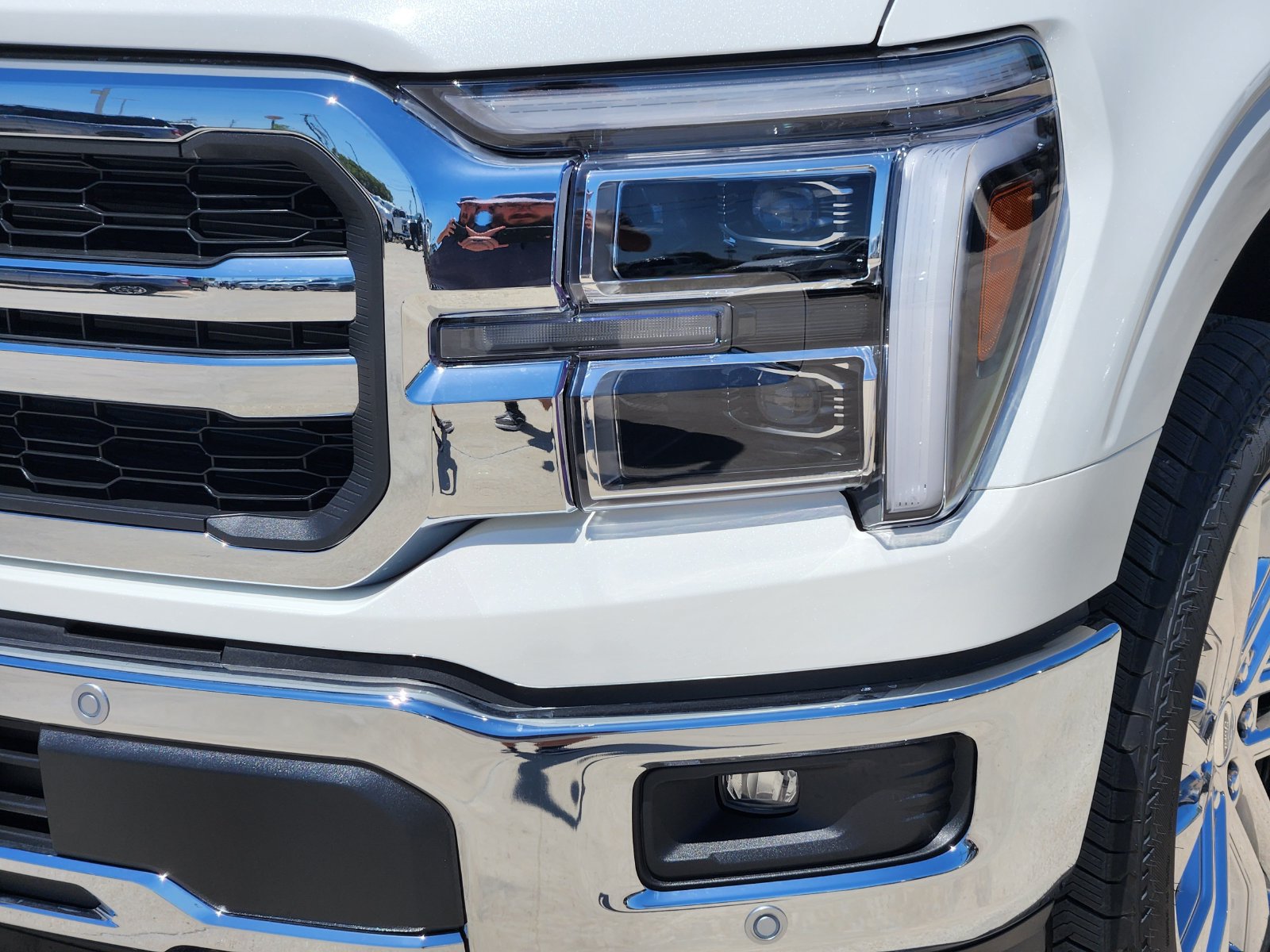 New 2026 Ford F150 Lariat w/ Equipment Group 502A High AWD/4WD image 9
