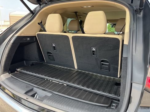 Used 2023 Acura MDX FWD w/ Technology Package image 9