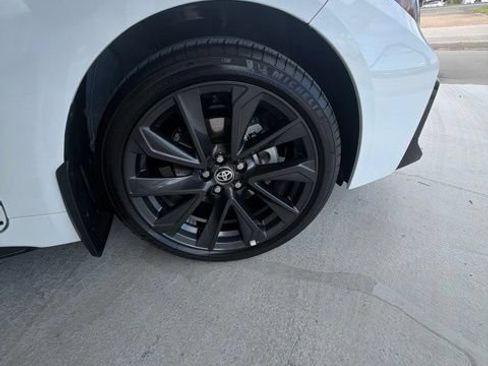 Used 2026 Toyota Corolla SE FWD image 8