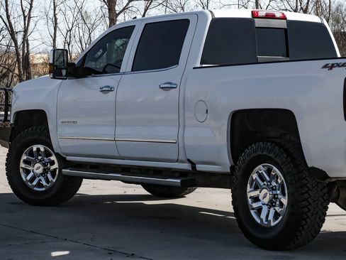 Used 2017 Chevrolet Silverado 2500 LTZ w/ Duramax Plus Package image 13