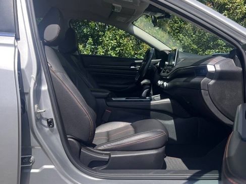 Used 2021 Nissan Altima 2.5 SR FWD image 17
