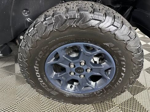 Used 2023 Jeep Wrangler Unlimited Rubicon 4xe AWD/4WD image 30