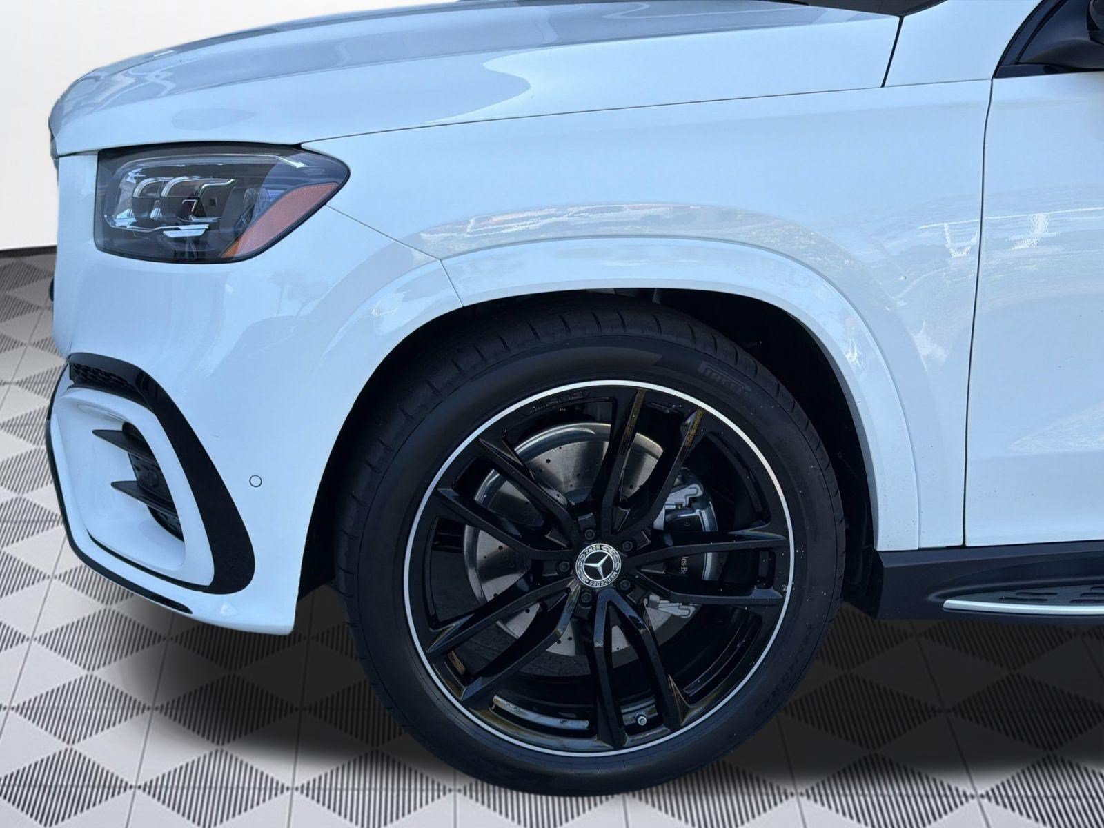 New 2026 Mercedes-Benz GLS 450 4MATIC image 13