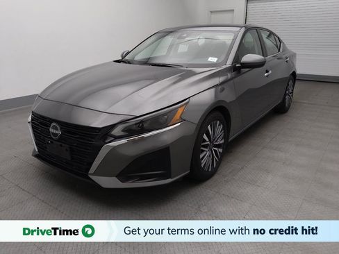 Used 2023 Nissan Altima 2.5 SV image 1