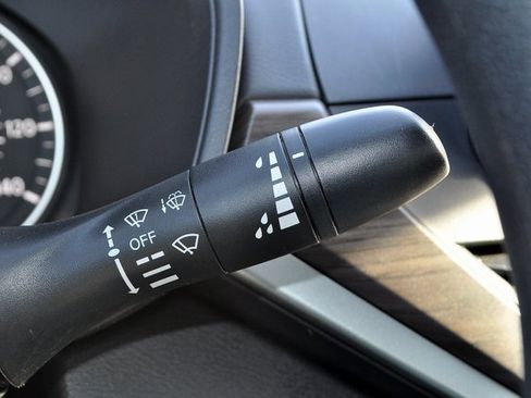 Used 2024 Nissan Altima 2.5 SV image 32