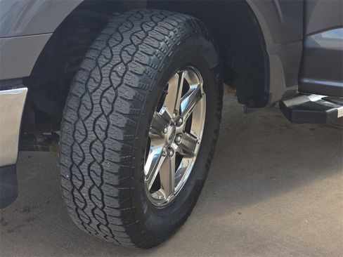 Used 2025 Ford F150 XLT w/ Equipment Group 301A Standard image 26