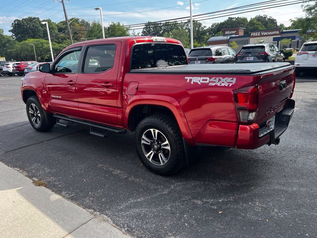 Used 2019 Toyota Tacoma TRD Sport AWD/4WD image 35