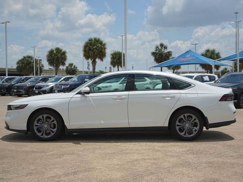 Used 2024 Honda Accord EX image 3