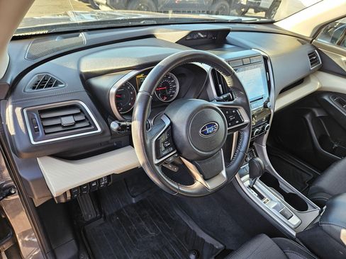 Used 2022 Subaru Ascent Premium w/ Convenience Package AWD/4WD image 16