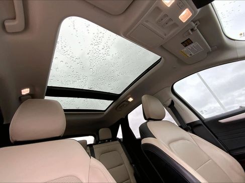 Certified 2022 Ford Escape SEL image 13