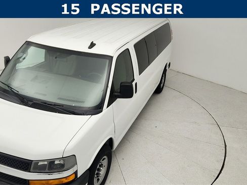 Used 2018 Chevrolet Express 3500 LT w/ LT Preferred Equipment Group image 14