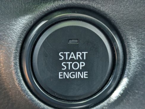 Used 2024 MAZDA MAZDA3 s FWD image 32
