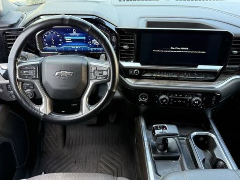 Used 2023 Chevrolet Silverado 1500 RST AWD/4WD image 11
