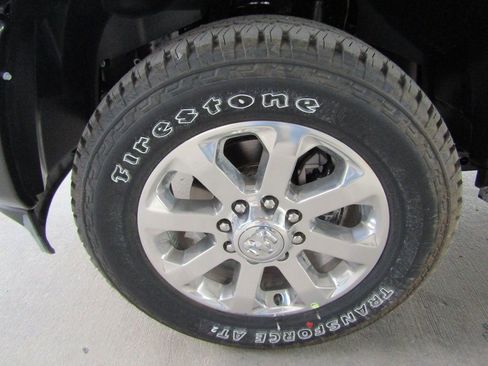 New 2026 RAM 2500 Laramie w/ Sport Appearance Package AWD/4WD image 29