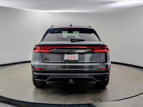 Used 2022 Audi Q8 Premium Plus w/ Premium Plus Package image 7