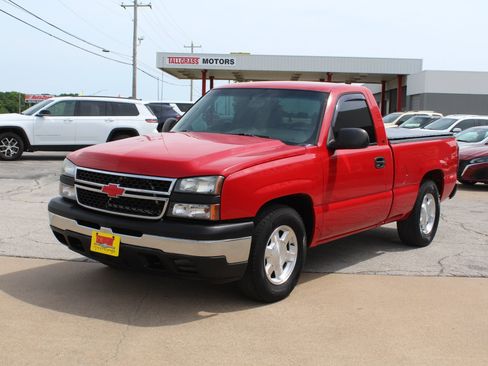 Used 2006 Chevrolet Silverado 1500 LS RWD image 11