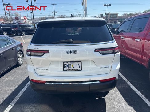 Used 2022 Jeep Grand Cherokee L Limited image 7