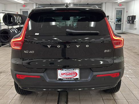 Used 2026 Volvo XC40 B5 Plus w/ Protection Package Premier image 6