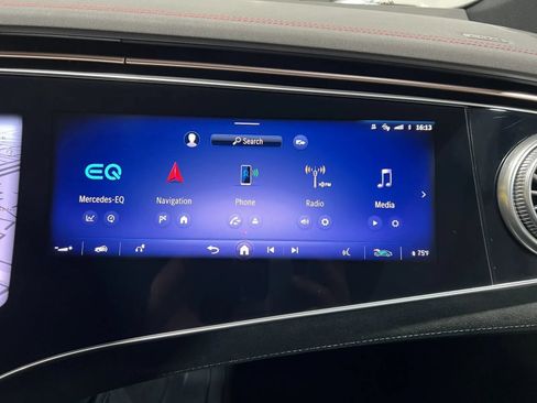 Used 2022 Mercedes-Benz EQS 580 4MATIC Sedan image 22