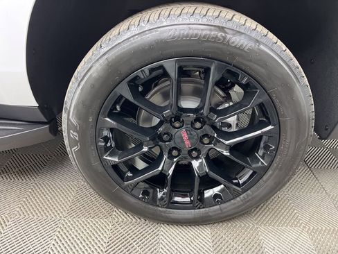 New 2026 GMC Yukon XL Elevation RWD image 4