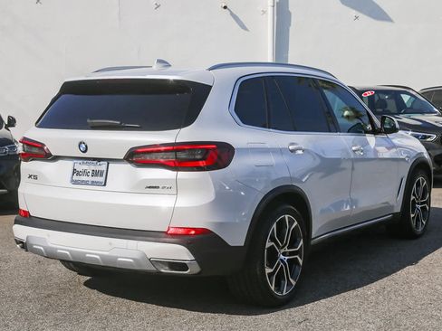 Certified 2023 BMW X5 xDrive40i w/ Premium Package image 6