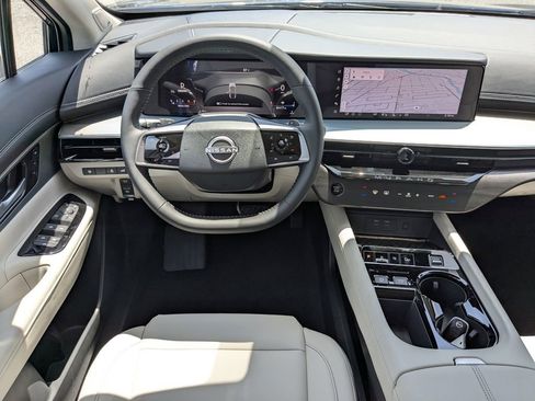 New 2025 Nissan Murano SL AWD/4WD image 17