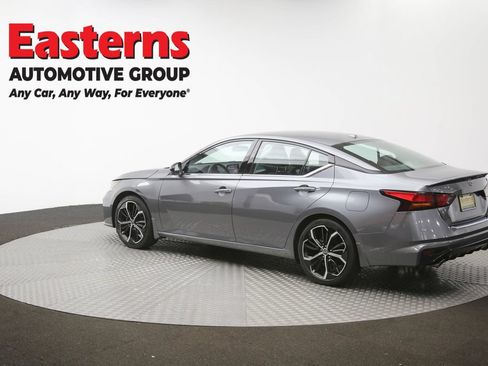 Used 2023 Nissan Altima 2.5 SR FWD image 62