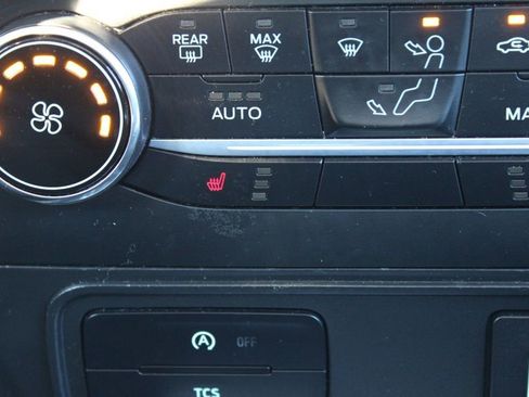 Used 2020 Ford EcoSport SE image 37