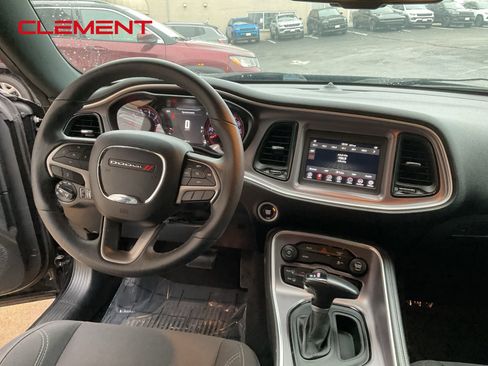 Used 2019 Dodge Challenger SXT w/ Blacktop Package image 14