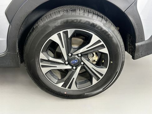 Used 2025 Subaru Crosstrek 2.0i Premium AWD/4WD image 11
