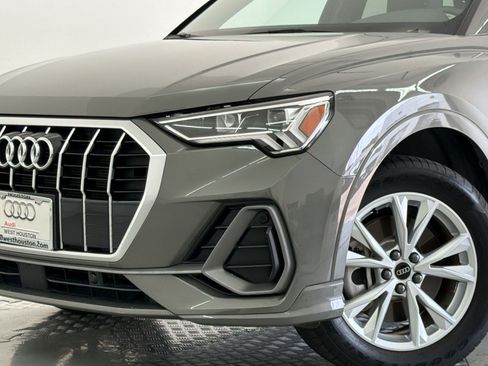 Used 2023 Audi Q3 2.0T Premium w/ Convenience Package AWD/4WD image 11