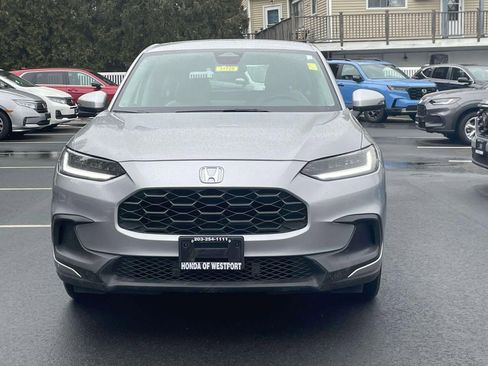 Certified 2025 Honda HR-V LX image 2