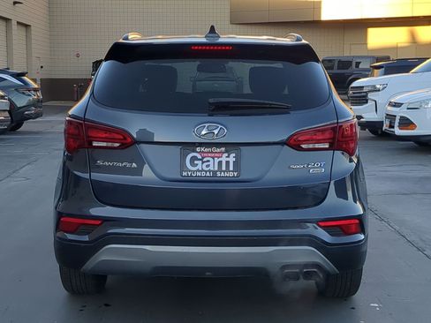 Used 2017 Hyundai Santa Fe Sport 2.0T image 5