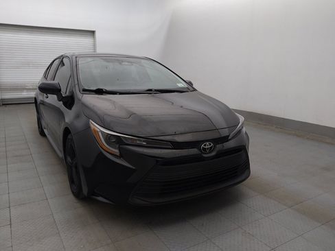 Used 2023 Toyota Corolla LE FWD image 13