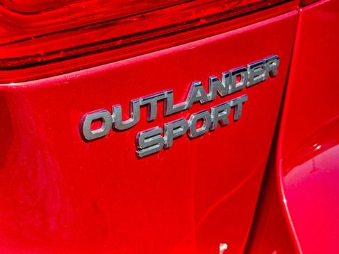 Used 2019 Mitsubishi Outlander Sport ES FWD image 21