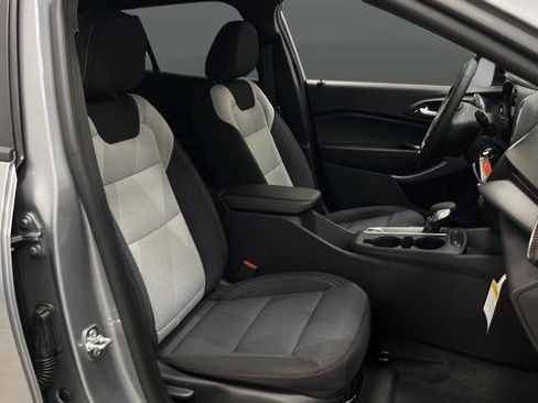 New 2026 Chevrolet Trax RS FWD image 22