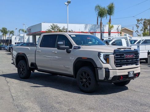 New 2026 GMC Sierra 2500 AT4 w/ AT4 Premium Plus Package AWD/4WD image 5