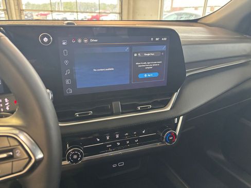 Used 2025 Chevrolet Equinox LT image 27