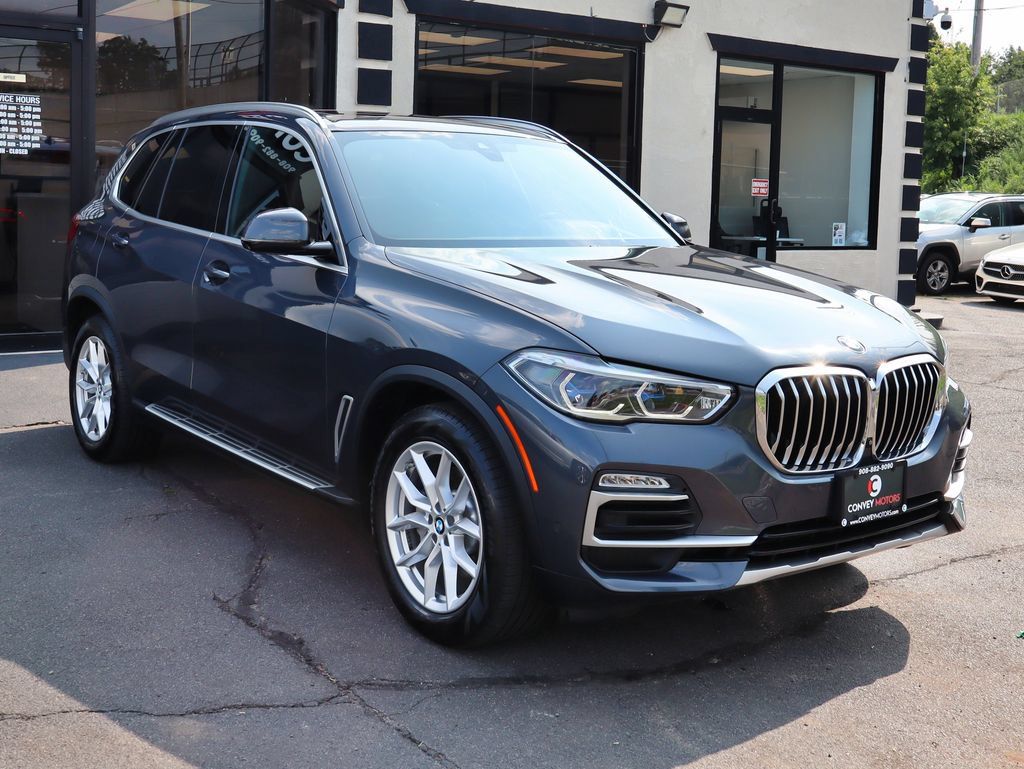 Used 2020 BMW X5 xDrive40i w/ Executive Package AWD/4WD image 4