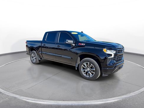 Used 2022 Chevrolet Silverado 1500 RST AWD/4WD image 2