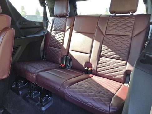 Used 2025 Cadillac Escalade Sport w/ Touring Package image 4