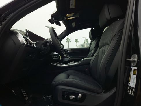 New 2026 BMW X5 M60i image 11