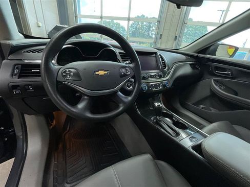 Used 2019 Chevrolet Impala LS FWD image 12