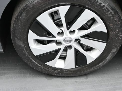 Used 2023 Nissan Altima 2.5 S FWD image 2
