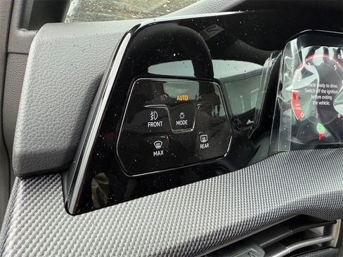 New 2026 Volkswagen GTI SE image 15