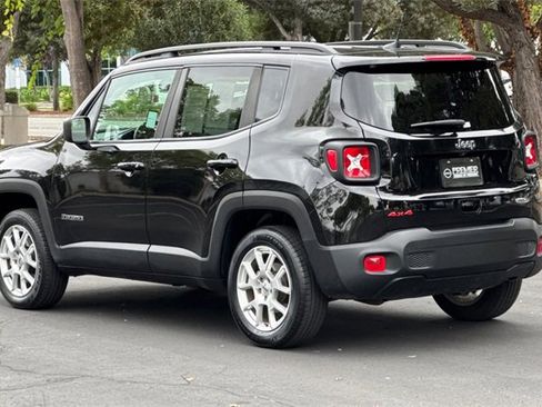 Used 2022 Jeep Renegade Latitude w/ Convenience Group image 6