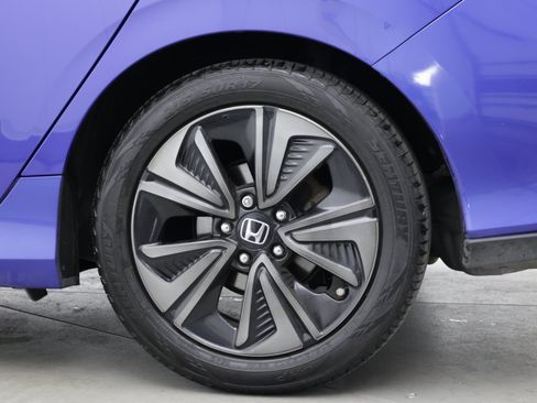 Used 2019 Honda Civic EX image 10